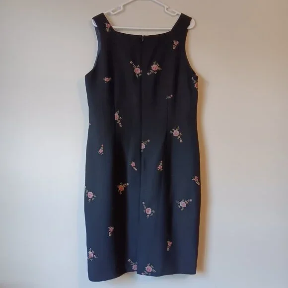 Black Sequin Floral Shift Dress Sleeveless Size 16 Positive Attitude - Picture 3 of 3